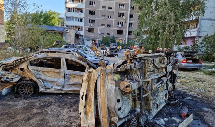 Воронки, пожар и тонны мусора: экоинспекторы оценивают последствия атаки на Запорожье