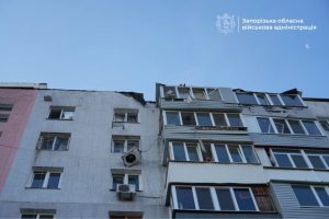 «Шахед» пробил крышу многоэтажки в Запорожье: что известно
