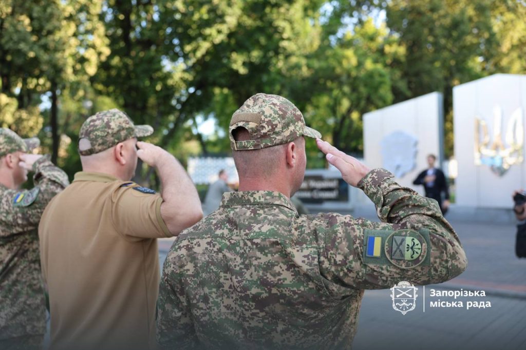 В Запорожье почтили память погибших Защитников и Защитниц