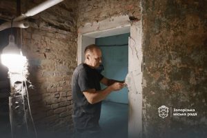 У Запоріжжі ремонтують укриття в центрі міста: де саме (ФОТО) 
