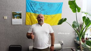 Як працює таксі у прифронтовому Запоріжжі: водіїв стало менше, автівки потрапляли під обстріли