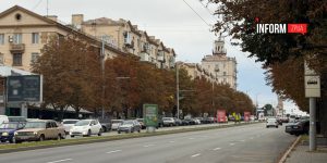 В центре Запорожья перекрыли дороги: где действуют ограничения