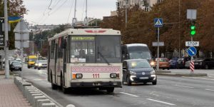Из-за ограничений движения по плотине ДнепроГЭС в Запорожье изменили маршруты транспорта
