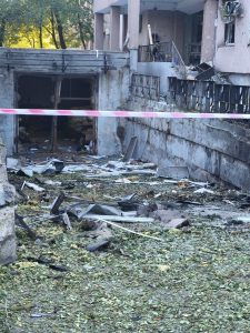 После ударов по Запорожью засорено более 550 м² земли
