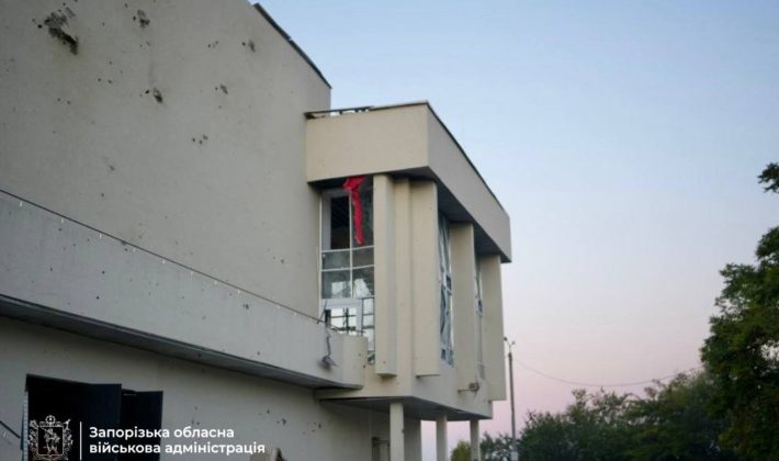 Наслідки російської атаки по Запоріжжю, 9 жовтня 2026 року. Фото: Запорізька обласна військова адміністрація