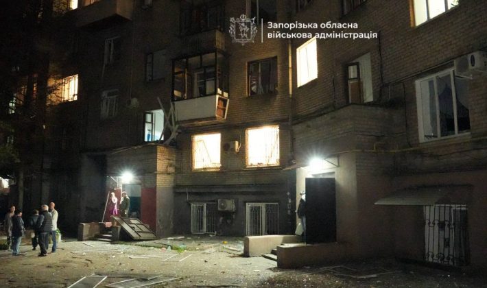 Наслідки російської атаки по Запоріжжю, 10 жовтня 2026 року. Фото: Запорізька обласна військова адміністрація