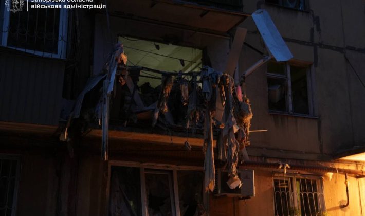Наслідки російської атаки по Запоріжжю, 10 жовтня 2026 року. Фото: Запорізька обласна військова адміністрація