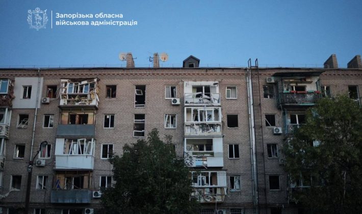 Наслідки російської атаки по Запоріжжю, 9 жовтня 2026 року. Фото: Запорізька обласна військова адміністрація