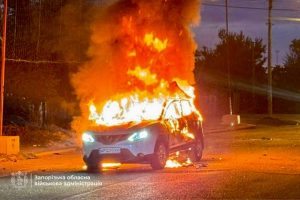 Російські війська атакували Запоріжжя: є постраждалі та пошкоджені будинки (ОНОВЛЮЄТЬСЯ)