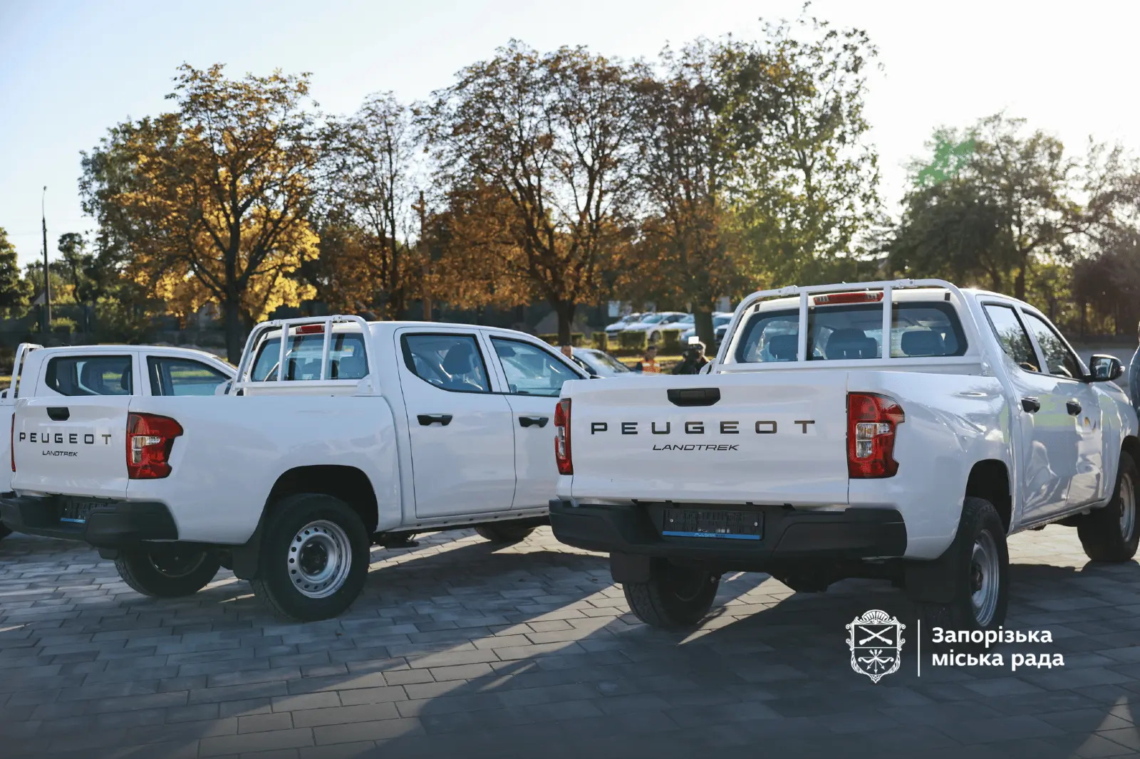 Передача автотехніки від Німеччини та робочий візит Посла Бориса Руґе до Запоріжжя
