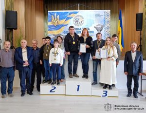 Запорожские борцы и шашисты завоевали награды на всеукраинских соревнованиях